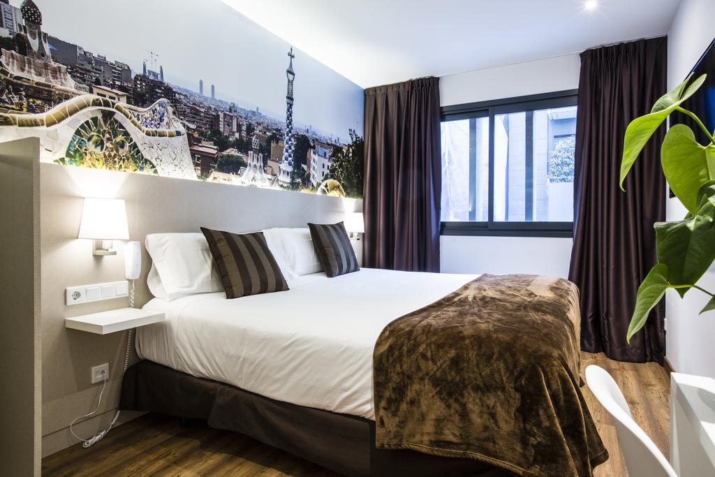 Hotel Bestprice Gracia Barcelona Szoba fotó